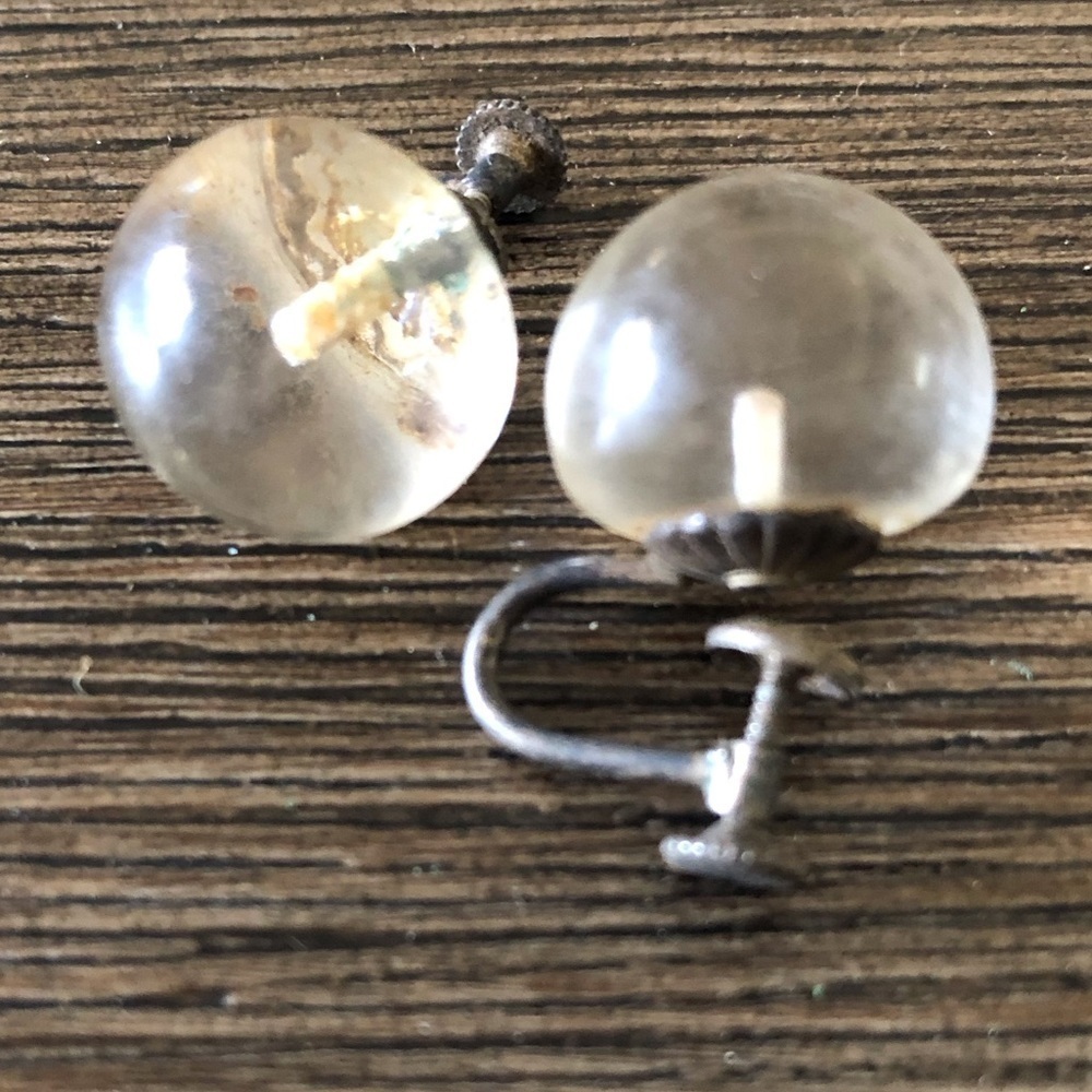 Vintage clear & sliver turn style earrings